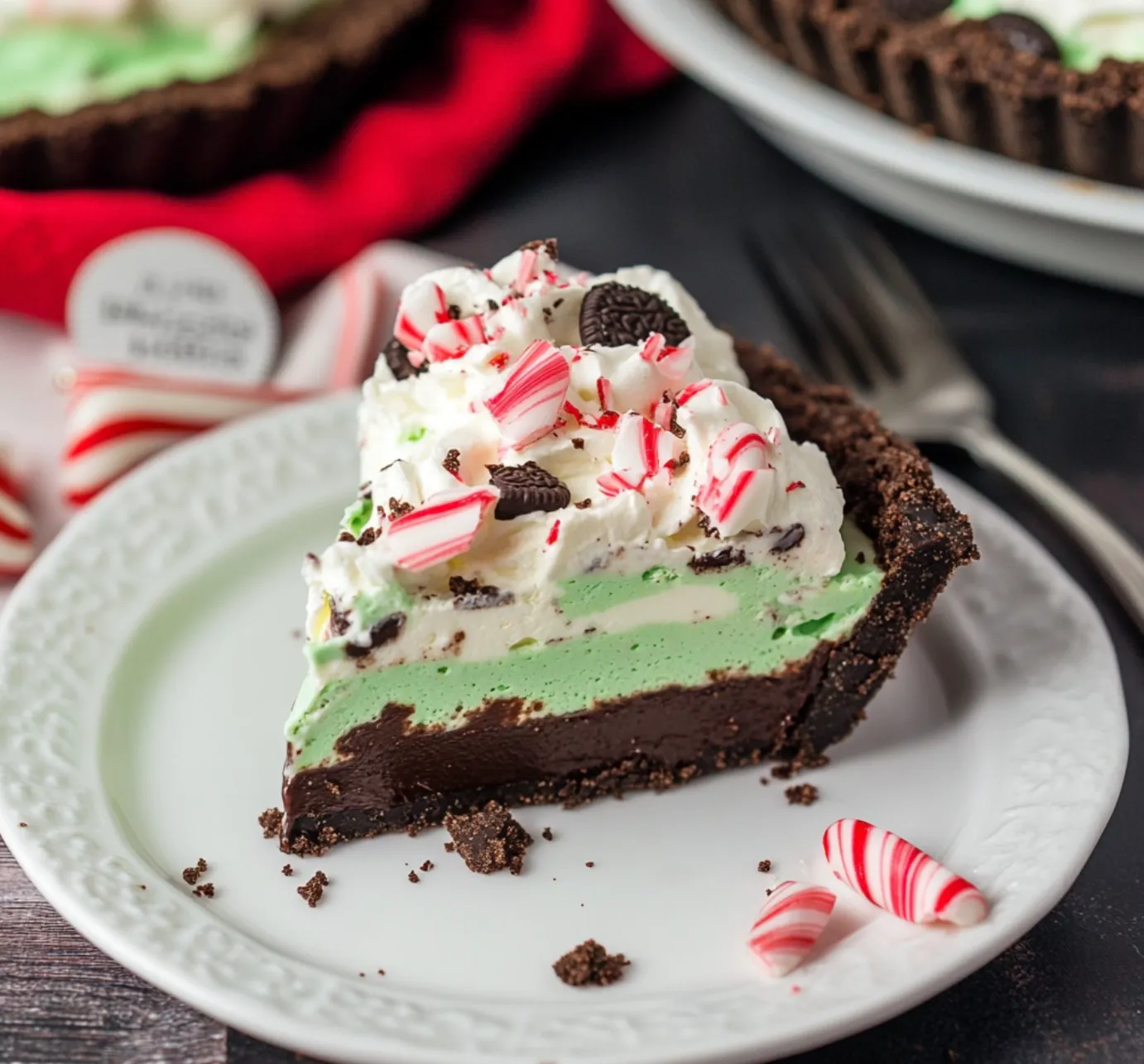 Homemade No Bake Mint Chocolate Pie